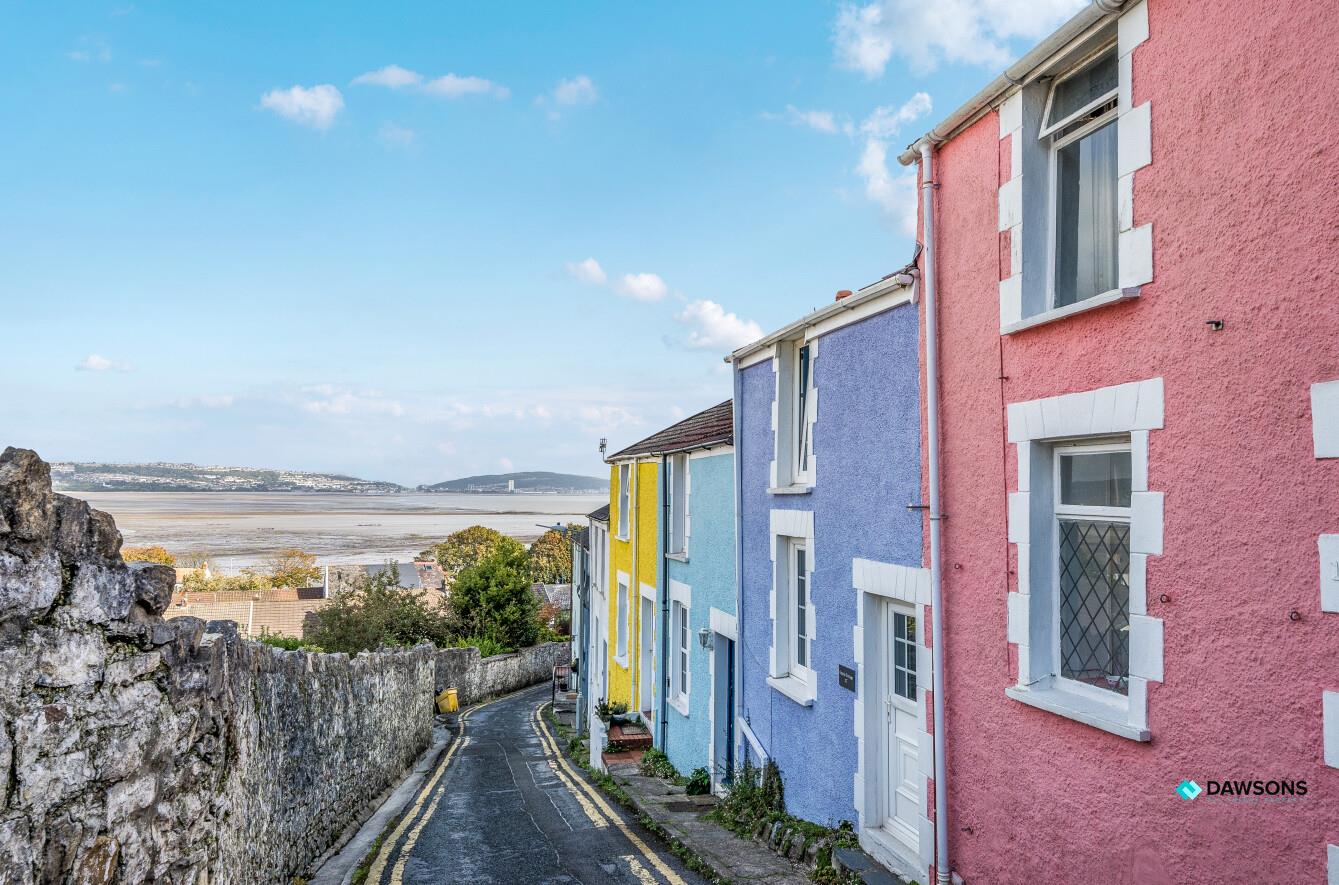 Village Lane, Mumbles, Swansea, SA3 4EB